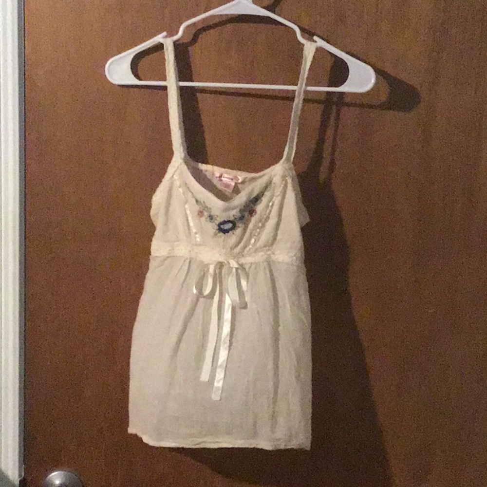 Cute top